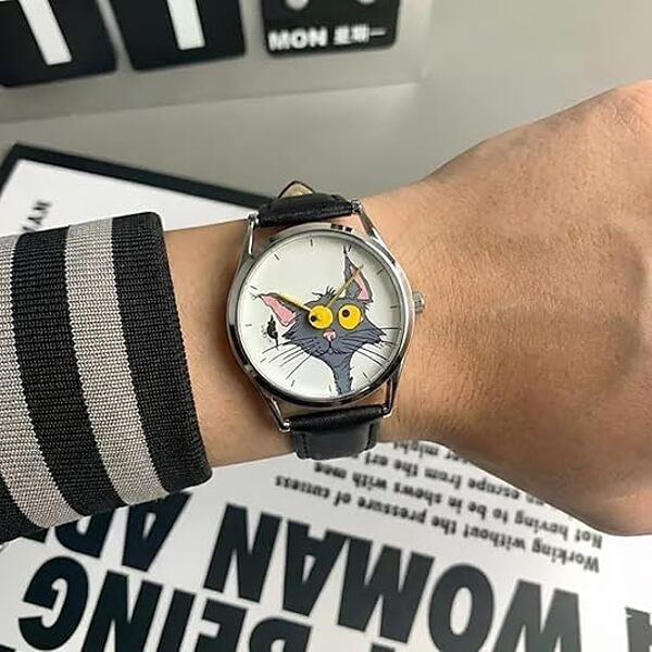 Κινούμενο ρολόι χειρός με χαρακτήρα | KITCLOCK